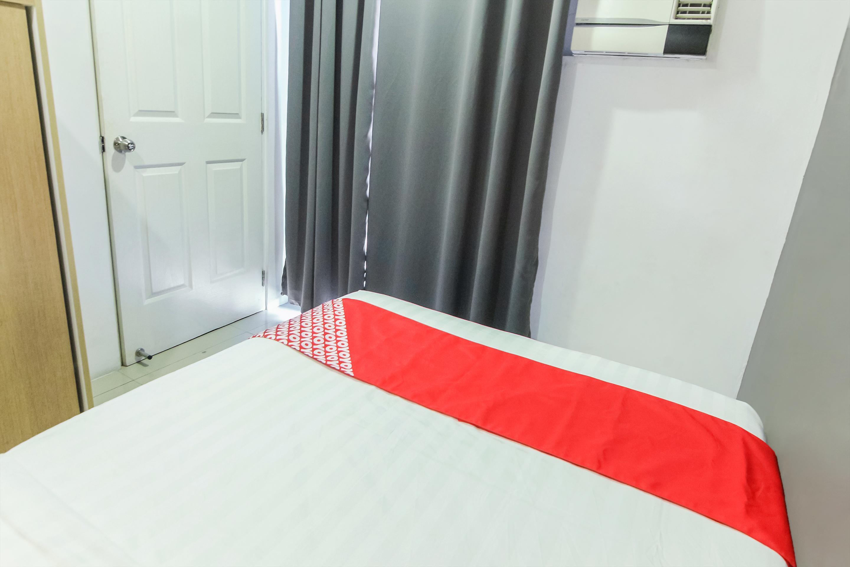 Melbourne Suites Makati City Екстер'єр фото