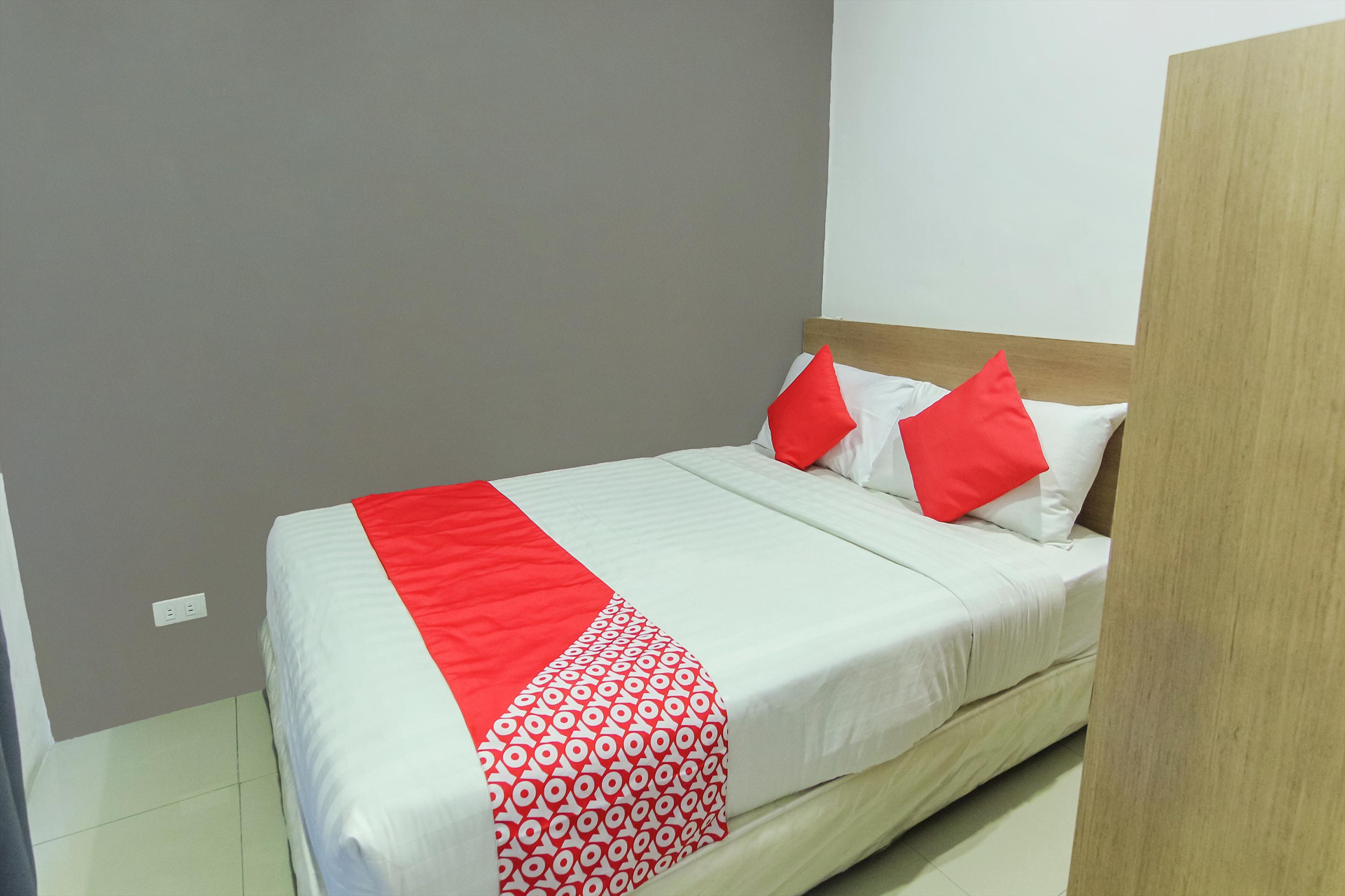 Melbourne Suites Makati City Екстер'єр фото